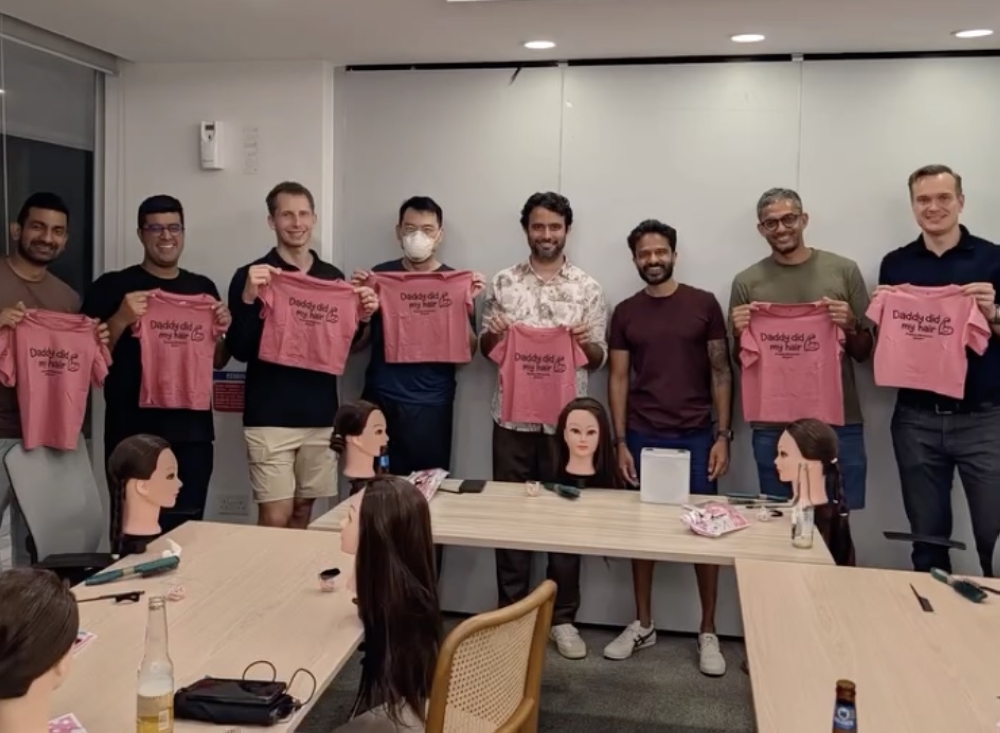 Singapore ‘girl dads’ run workshop to teach other fathers how to style their daughters’ hair (VIDEO)