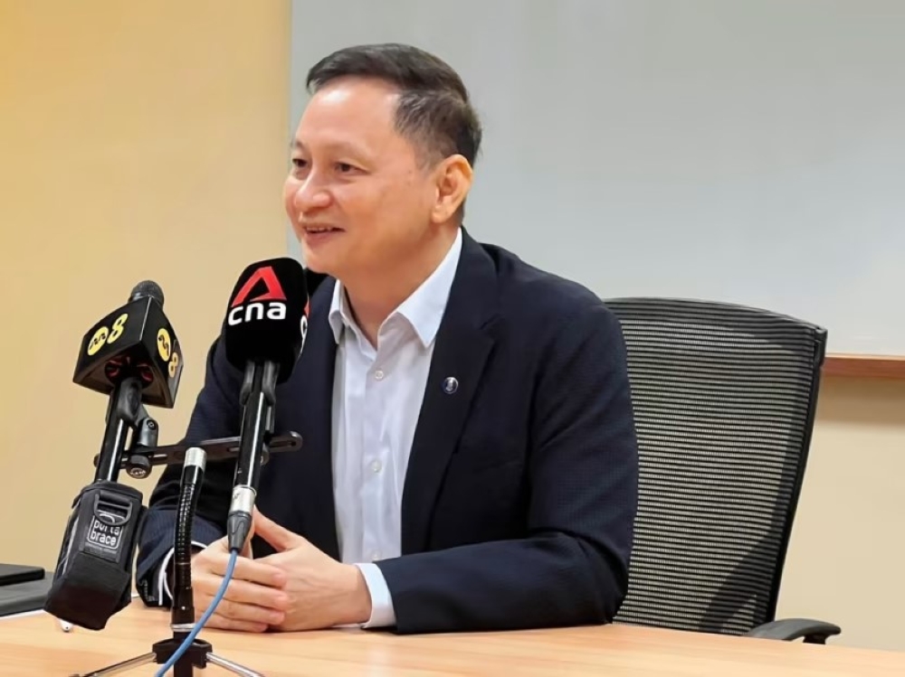 Singapore Airlines CEO’s pay hits S.7m as airline posts record S.5b in revenue