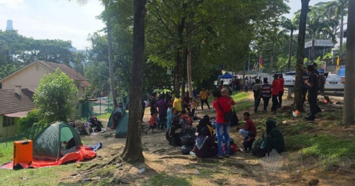 Rohingya refugees arrive in KL after alleged threats, eviction in Penang