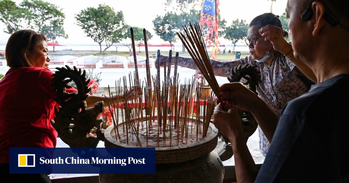 Are Singaporeans losing faith, or just dropping the labels?