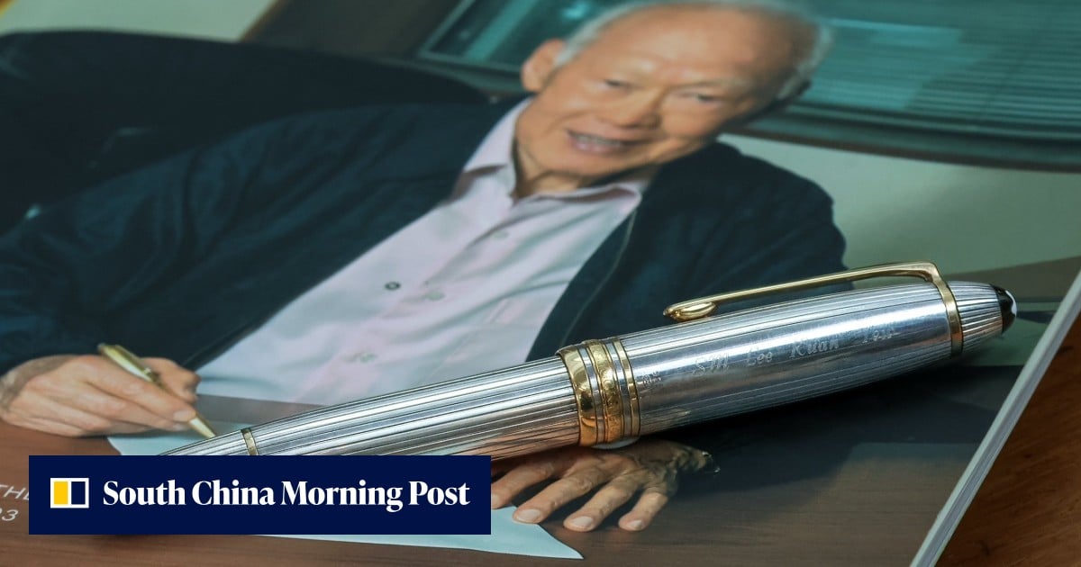 Lee Kuan Yew’s Montblanc pen sells for US0,000 in Singapore auction