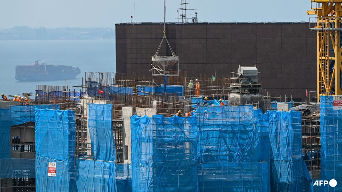 Scaffold netting outside buildings must be fire-retardant from March 2027