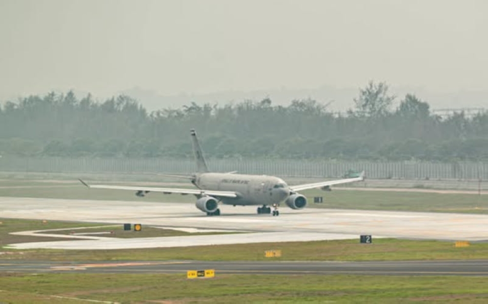 Singapore Air Force begins using new Changi runway as Paya Lebar move looms