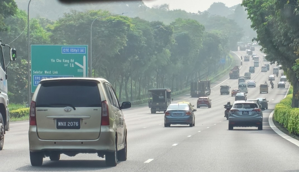Singapore haze watch: Air quality hits unhealthy levels in four regions; north stays moderate