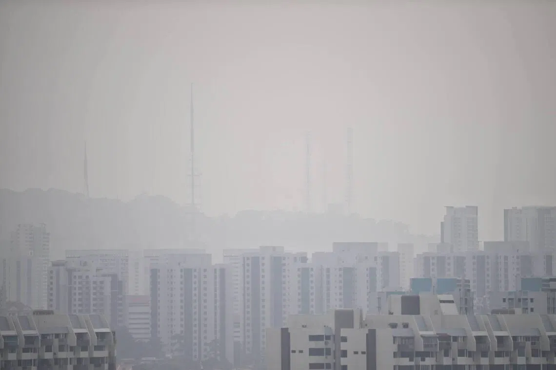 Air quality in all regions of S’pore in unhealthy range