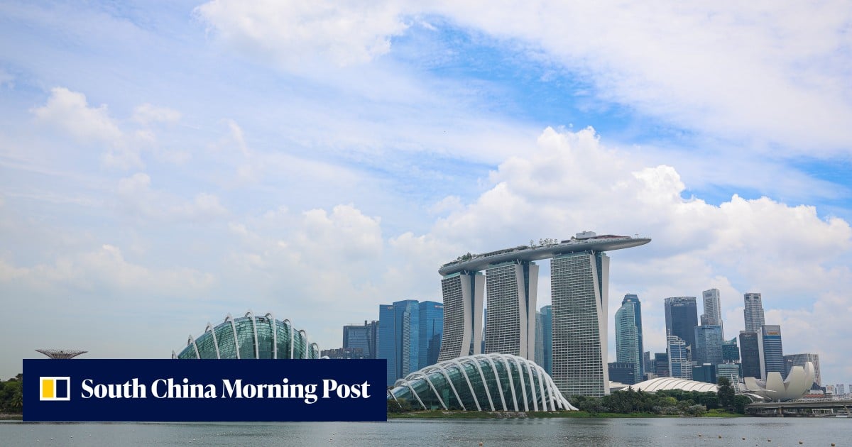 Singaporean fined US,920 for dumping urine, faeces outside neighbour’s flat