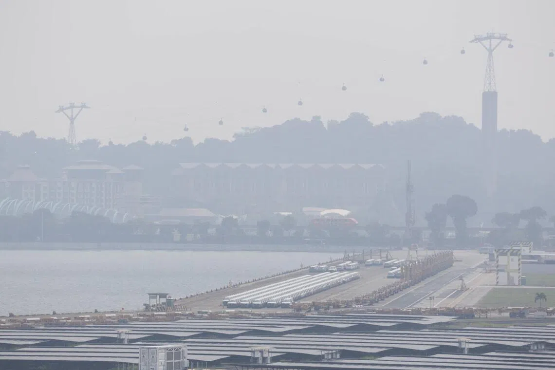 Haze in S’pore: Air quality improving; only central region remains in the unhealthy range