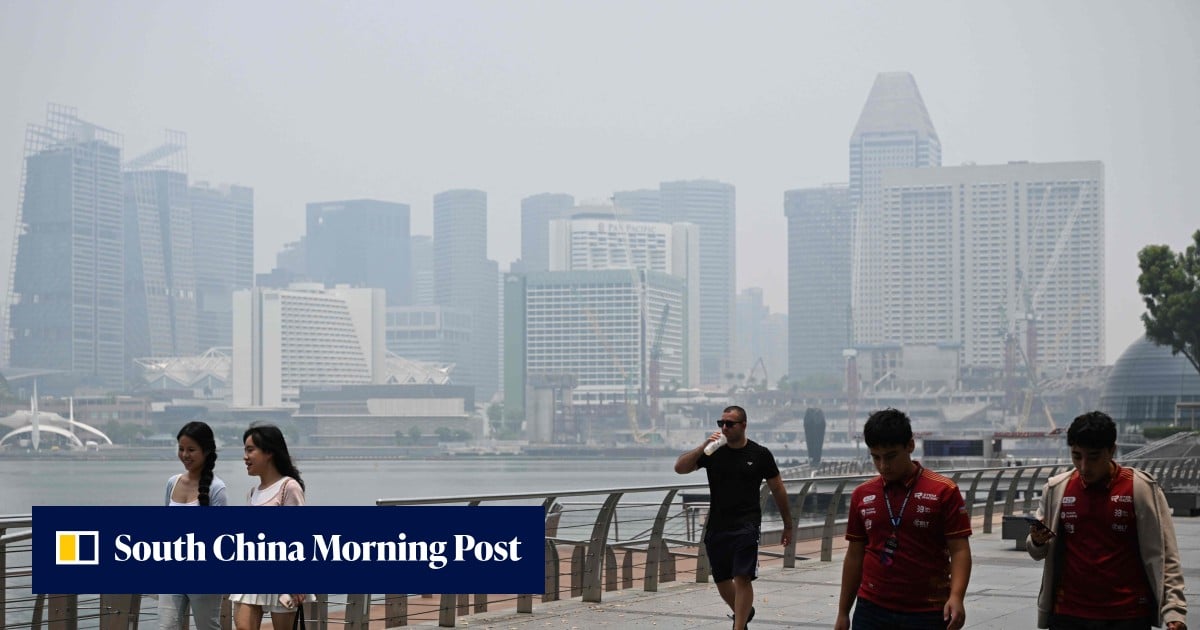 Singapore’s air pollution worst in world as haze shuts Malaysia schools