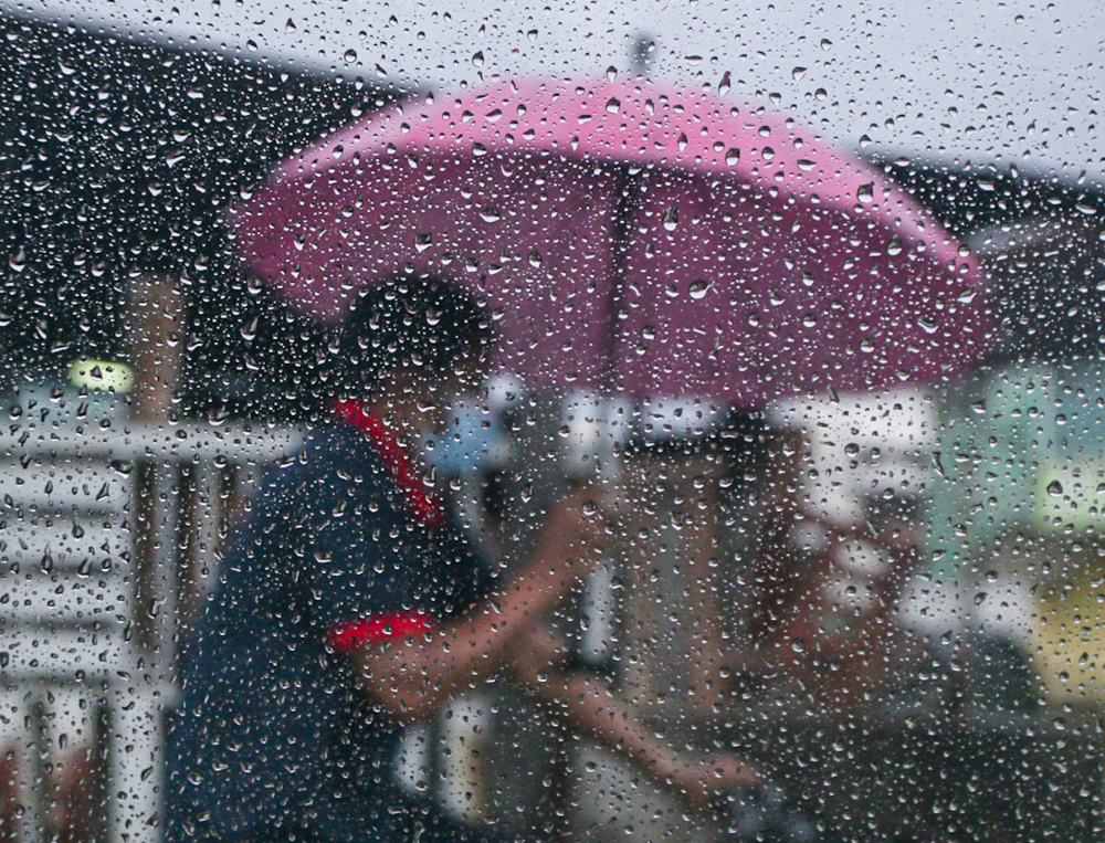 MetMalaysia sounds thunderstorm warning for KL, Selangor and eight states until 6pm