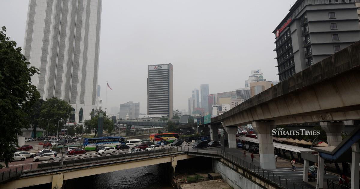 Check API readings to assess air quality amid haze, says DoE